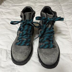 EUC Women’s SOREL Boots size 8